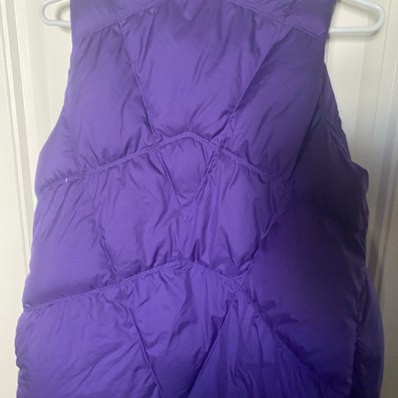 Ivviva vest in excellent worn twice condition - Picture 2 of 5